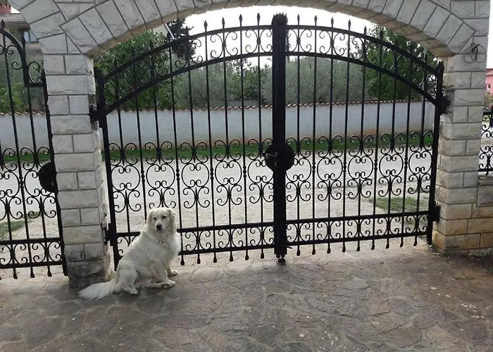 Casa de hóspedes Porec Luxury 3*